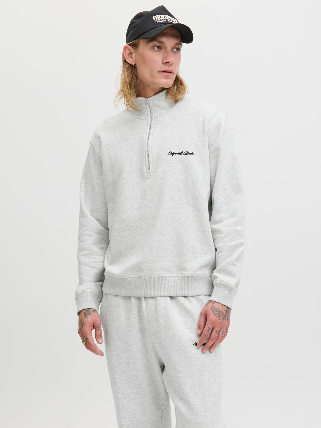 model_shot-front